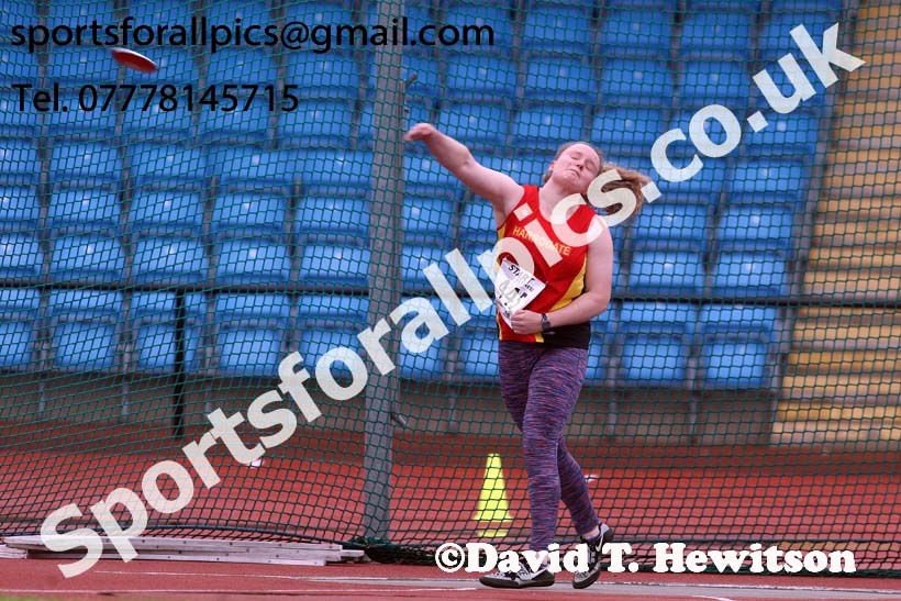 Womens under-20s discus, Northern Senior and Under-20s Champs., SportsCity, Manchester. Photo: David T. Hewitson/Sports for All Pics